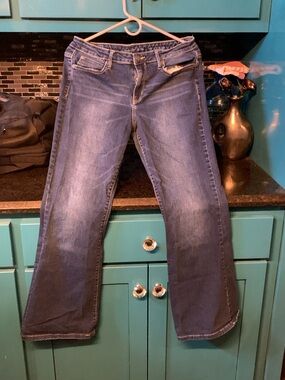 Calvin Klein Women's Medium Blue Flare Jeans